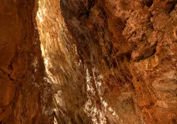 649017d362833Cave di Alabastro